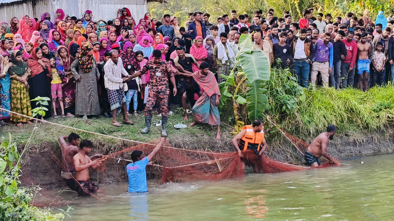 কালীগঞ্জে পুকুরে ডুবে শিশুর মৃত্যু, অন্যজন নিখোঁজ