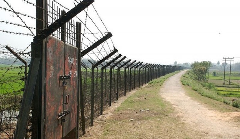 সীমান্তে বিএসএফ’র গুলিতে বাংলাদেশি আহত