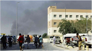 আমিরাতে ইরানের ক্ষেপণাস্ত্র-ড্রোন হামলায় নিহত ৩